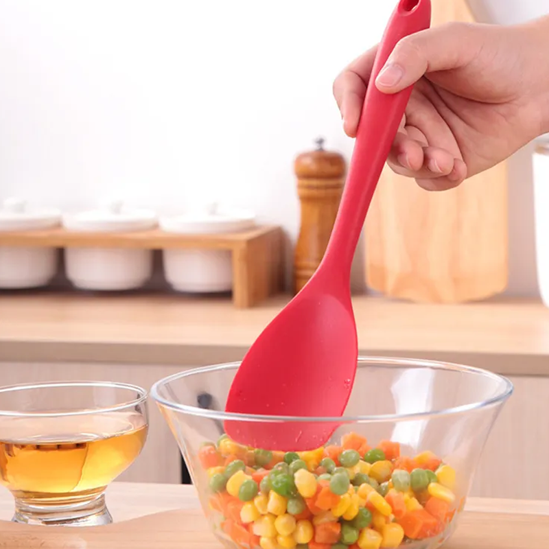 Custom High Temperature Resistant Silicone Spatulas with Custom Logo for Multifunctional Usage Factory4