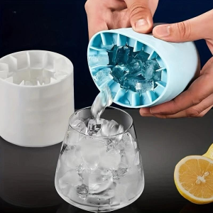 White Label Reusable Silicone Ice Cube Mold For Making Ice Cube Buckets Manufacturers1