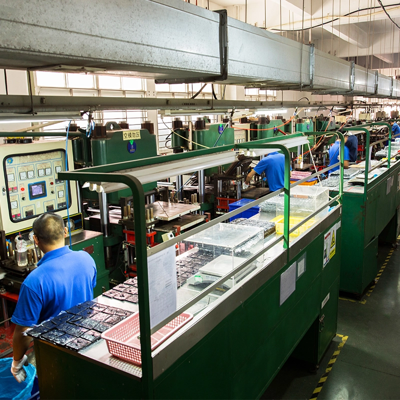 Which Is Better Plastic Or Silicone Ice Cube Trays6